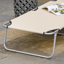 Outsunny Sun Lounger with Reclining Back, Folding Design & Sun Shade, Ideal for Garden & Beach, Beige - Aosom UK - thumbnail 9