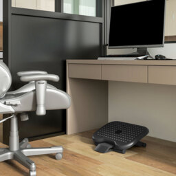 HOMCOM Footrest Adjustable Height & Angle Tilting Platform Home Office Foot Rest Black - Aosom UK - thumbnail 9