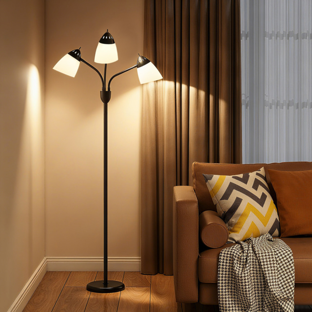 HOMCOM Arc Illuminator: Adjustable Industrial Standing Lamp for Bedroom & Lounge - Aosom UK - image 1
