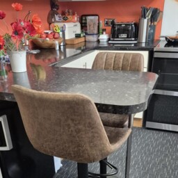HOMCOM Breakfast Bar Stools Set of 2, 59-80cm Sitting Hight Leather Upholstered Bar Chairs with Back, Swivel Seat, Brown - Aosom UK - thumbnail 8