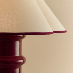 Heath Table Lamp in Port Red Port Red / 2200K - thumbnail 9