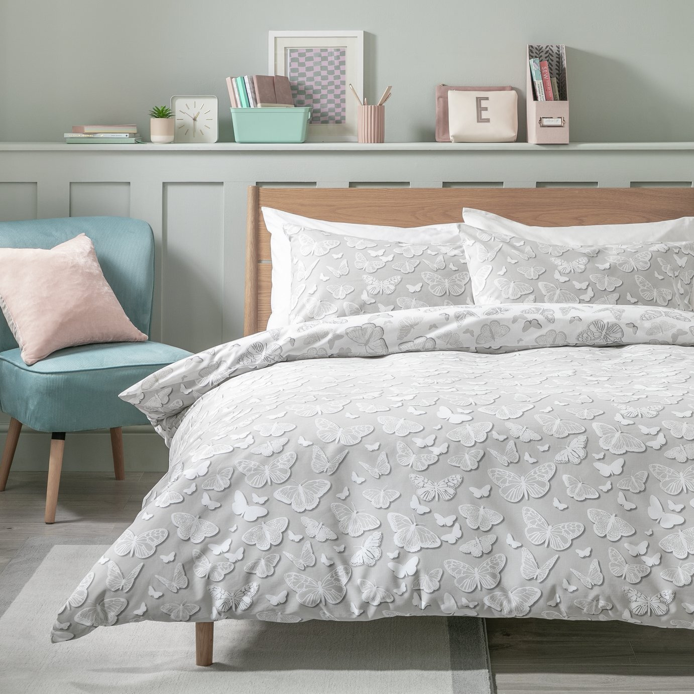 Argos Home Shadow Butterflies Grey Bedding Set - King size - image 1