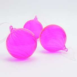 Habitat Pack of 3 Twisted Christmas Baubles - Neon Pink - thumbnail 2