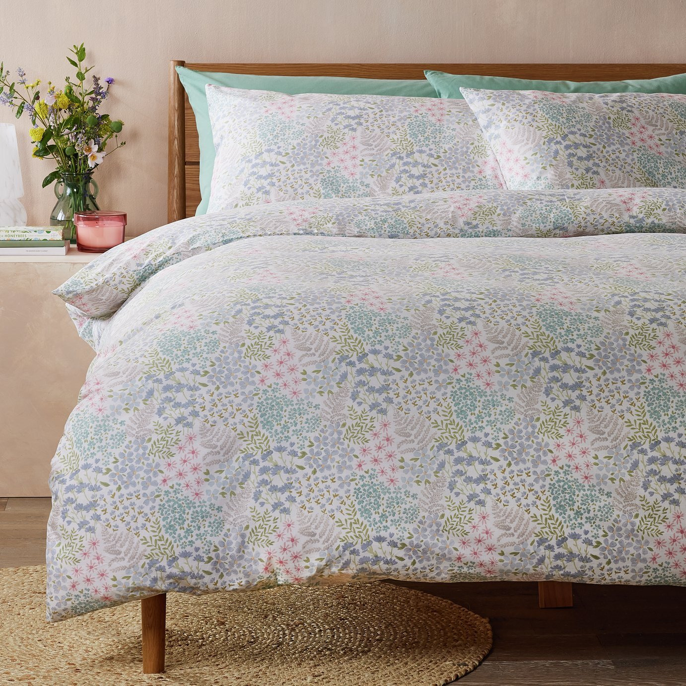 Argos Home Cotton Ditsy Floral Bedding Set - Double - image 1