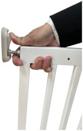 Cuggl White Wooden Safety Gate - thumbnail 2