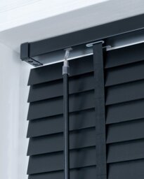 Little Black Book Basswood Black 50mm Venetian Blind - 80cm - thumbnail 2