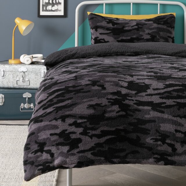 Argos Home Camo Fleece Grey Bedding Set - Single - image 1