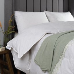 Earthkind Feather & Down 13.5 Tog Duvet - Double - thumbnail 2
