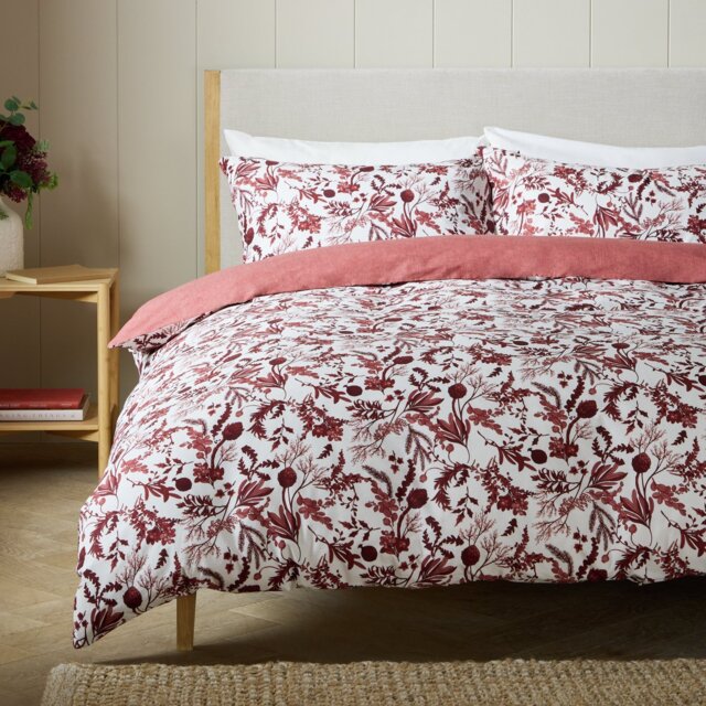 Argos Home Burgundy Foliage Print Bedding Set - Double - image 1