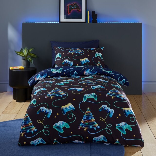 Catherine Lansfield Christmas Gamer Kids Bedding Set-Double - image 1