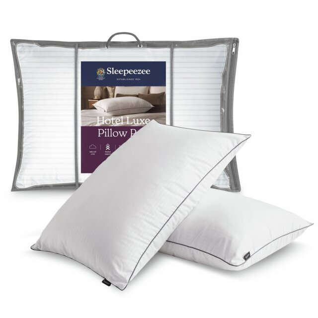 Sleepeezee Hotel Luxe Medium Pillow - 2 Pack - image 1