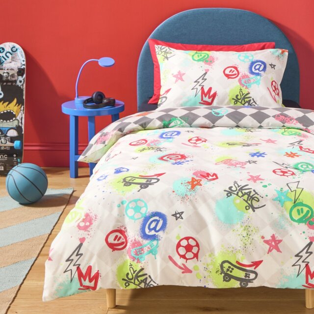 Argos Home Checkerboard Graffiti Kids Bedding Set - Single - image 1