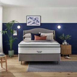 Silentnight UltraGel 2000 Pkt Sprung Mattress - Small Double - thumbnail 2
