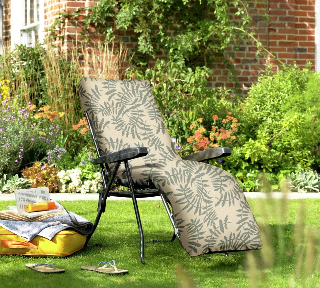 Sun Loungers Habitat Rattan Garden Furniture HOT Folding Wooden - Main Image