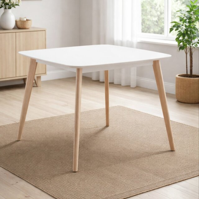 Julian Bowen Casa 4 Seater Dining Table - White & Oak - image 1