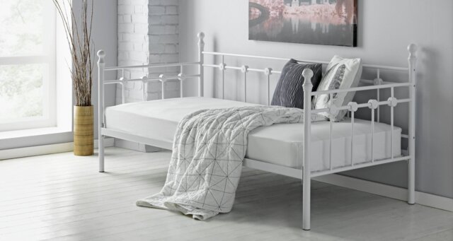 Argos Home Abigail Metal Day Bed and Mattress - White - image 1