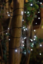 Garden By Sainsbury's 300 White Solar String Light - thumbnail 1