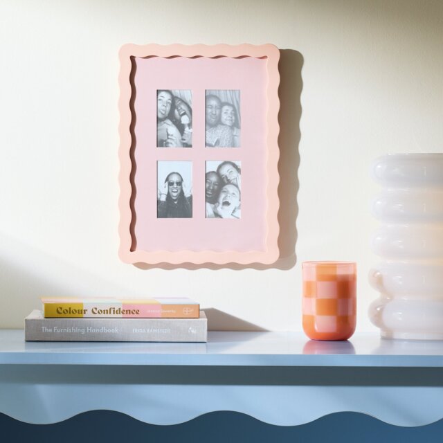 Argos Home Pink Scallop Multi Aperture Picture Frame - 23x31cm - image 1
