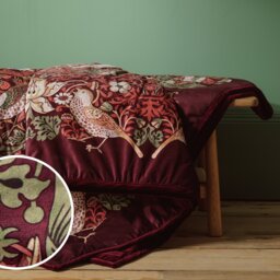 Habitat x Morris & Co. Strawberry Thief Throw - 200x150cm - thumbnail 1