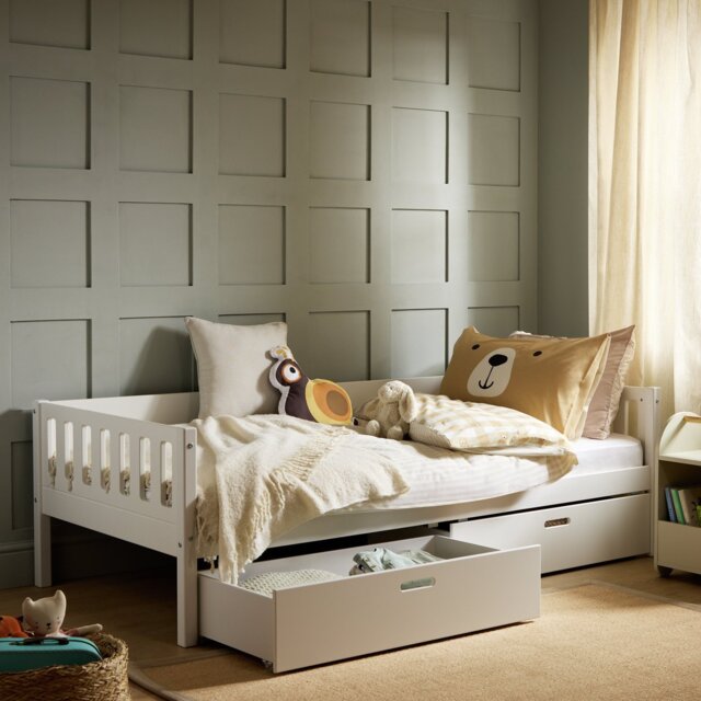 Habitat Kids Ronnie Single Day Bed & Drawer - White - image 1