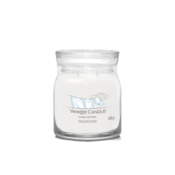Yankee Signature Medium Scented Candle - Clean Cotton - thumbnail 2