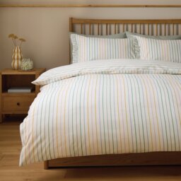 Habitat Multi Stripe Ruffle White Bedding Set - Single - thumbnail 1