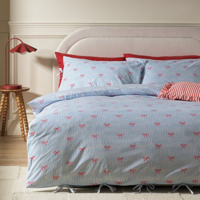 Argos Home Blue Stripe Bows Bedding Set - Double - image 1