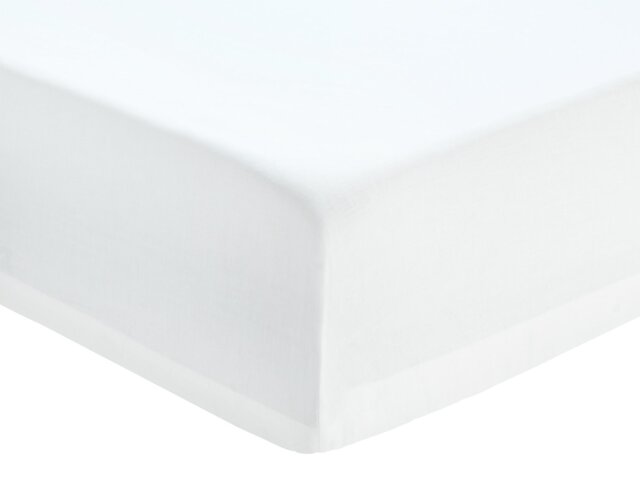 Habitat Easycare Plain White Fitted Sheet - Single - image 1