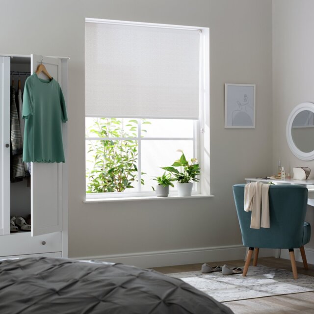 Habitat Daylight Sheer White Roller Blind - 180cm