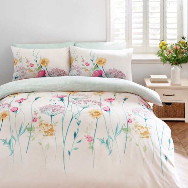 Catherine Lansfield Meadowsweet Floral Bedding Set - Single - image 1