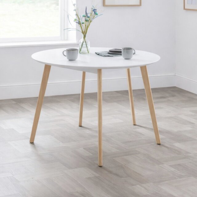 Julian Bowen Casa 4 Seater Round Dining Table - White & Oak - image 1
