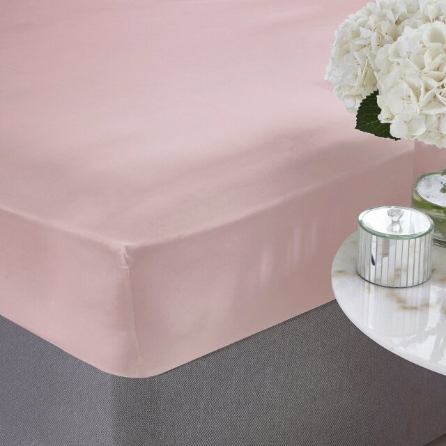 Silentnight Supersoft Plain Pink Fitted Sheet - Kingsize - image 1