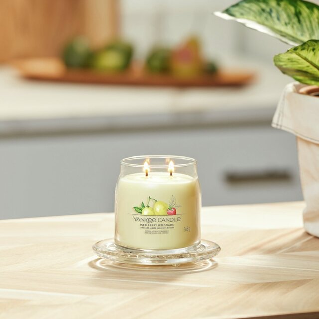 Yankee Signature Medium Scented Candle - Iced Berry Lemonade - image 1