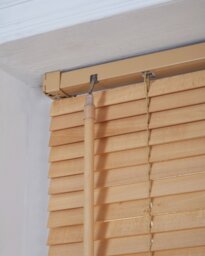 Little Black Book Basswood Natural 25mm Venetian Blind-140cm - thumbnail 2