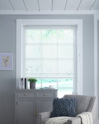 Little Black Book Basswood White 25mm Venetian Blind - 100cm