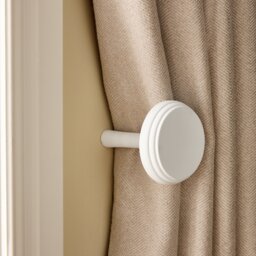 Argos Home 2 Pack Wood Curtain Holdback - White - thumbnail 1