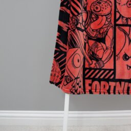 Fortnite Clutch Fleece Throw - Red - 150x100cm - thumbnail 2