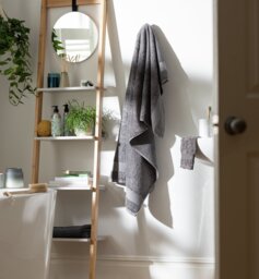 Habitat Hygro Anti Microbial Bath Sheet - Grey - thumbnail 2
