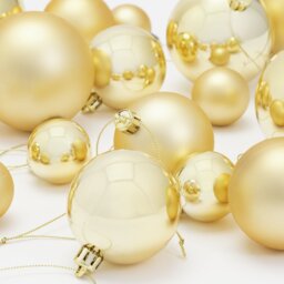 Argos Home Pack Of 49 Shatterproof Christmas Baubles - Gold - thumbnail 2