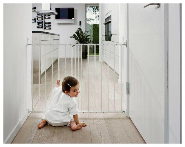 BabyDan Multidan Metal Extending Safety Gate. - image 1