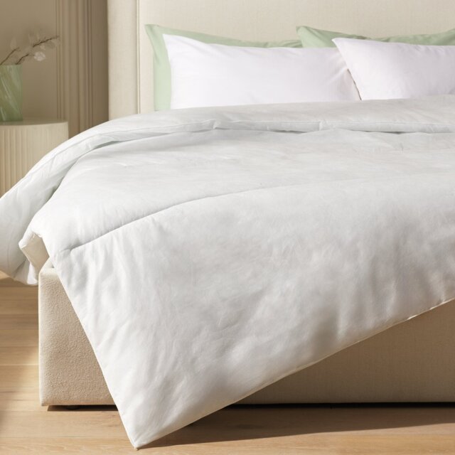 Home Essentials 10.5 Tog Duvet - Single - image 1