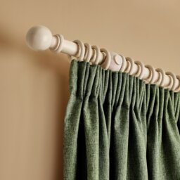Argos Home Wooden Ball Washed White Curtain Pole with Rings - 120cm - thumbnail 2