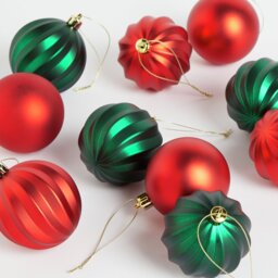 Argos Home Pack Of 12 Christmas Baubles - Red And Green - thumbnail 2