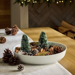 Habitat Pot Pourri - Under The Mistletoe - thumbnail 1