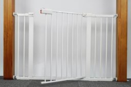 Cuggl Extra Wide Safety Gate - White