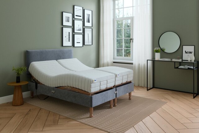Mibed Memory Kingsize Adjustable Bed With Mattress -Grey - image 1