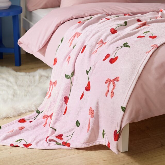 Argos Home Cherry & Bows Fleece Throw - Pink - 150x125cm - image 1