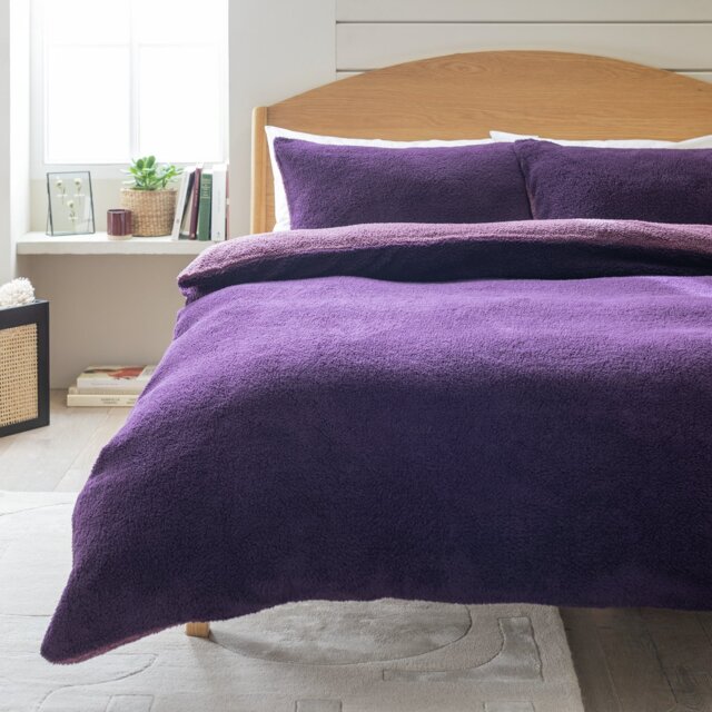 Argos Home Double Sided Fleece Purple Bedding Set - Single - image 1