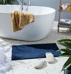 Habitat Supersoft Quick Dry Bath Mat - Navy - thumbnail 2