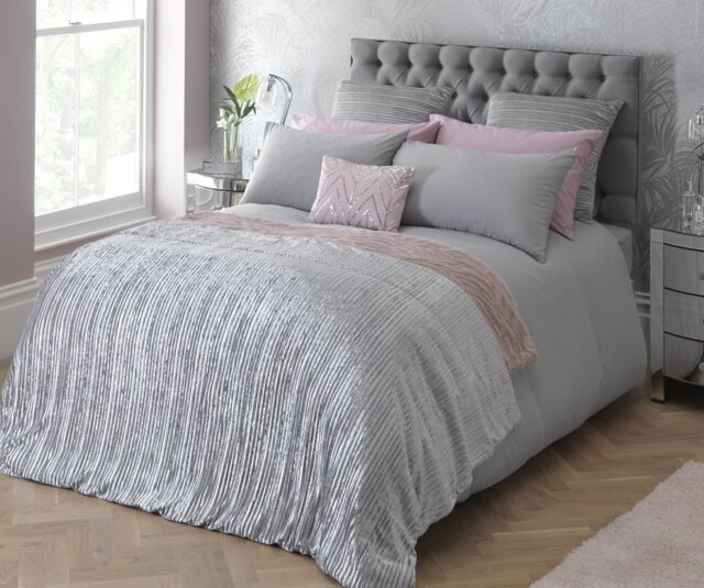 Silentnight Supersoft Dove Grey Fitted Sheet - Kingsize - image 1